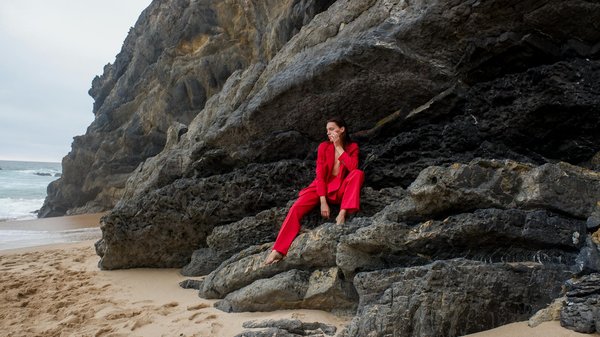 How Can Owning a Pet Bring Joy and Wellness to Seniors in the UK?